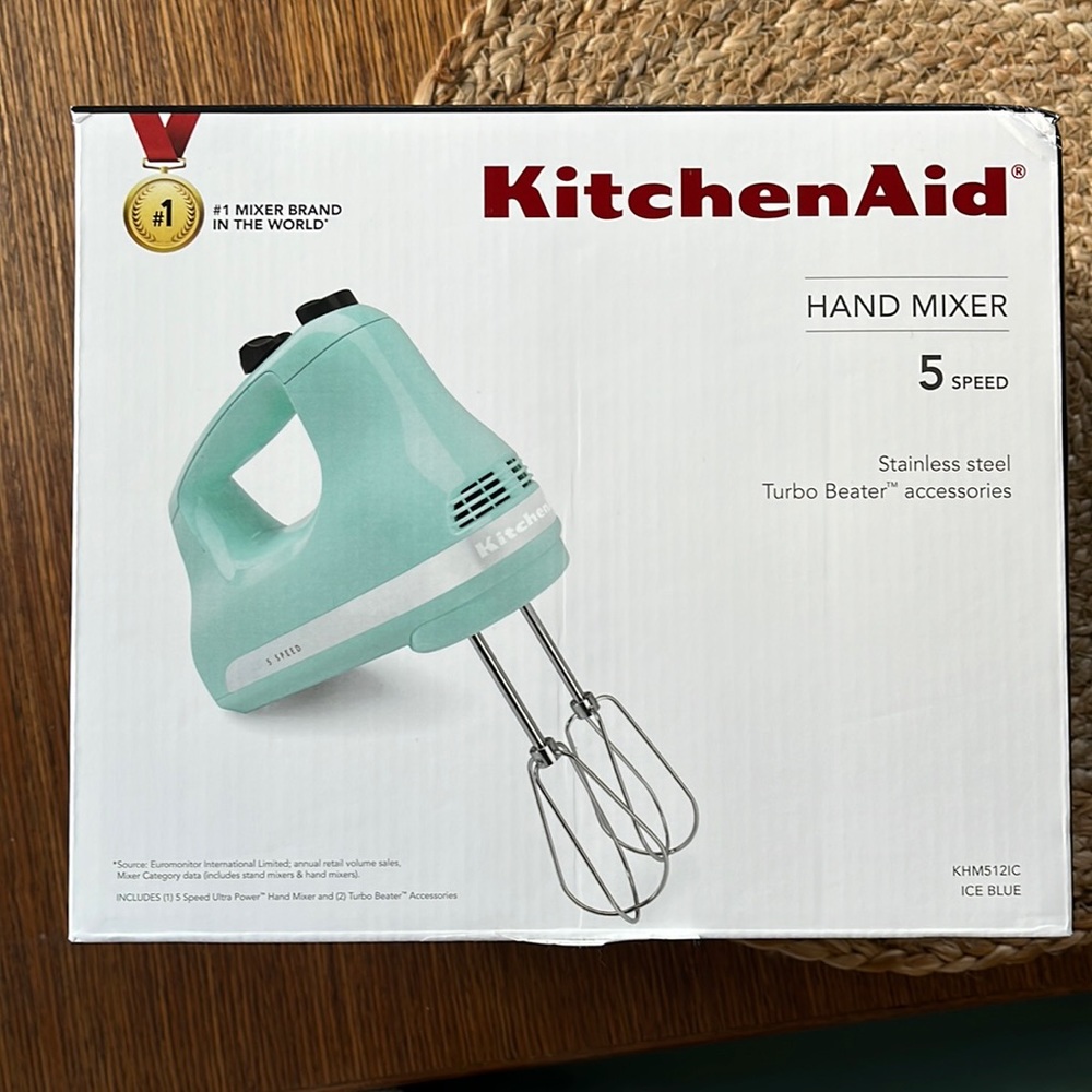 NIB KitchenAid 5 speed hand mixer Ice Blue
